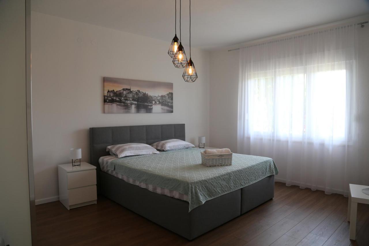 Garden House Apartment Τρέμπινιε Εξωτερικό φωτογραφία