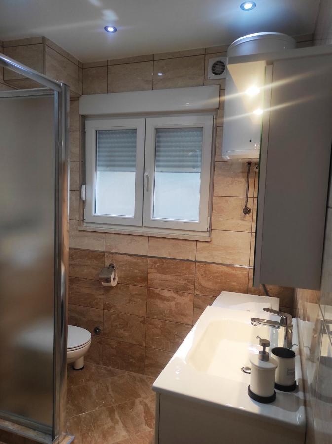 Garden House Apartment Τρέμπινιε Εξωτερικό φωτογραφία